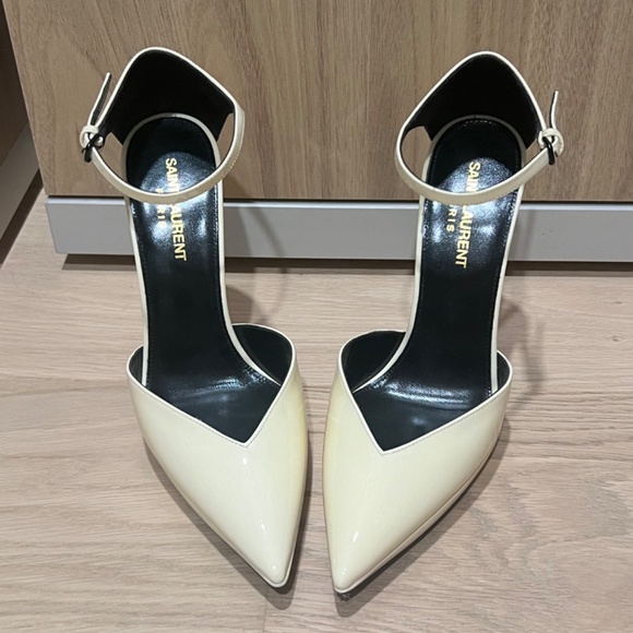YSL Saint Laurent patent leather D’orsay pumps, color- cream, size- 37 - Picture 4 of 5